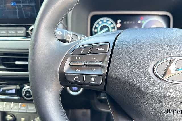 Hyundai KONA 1.6 GDi Hybrid Premium 5dr DCT Pulse Red