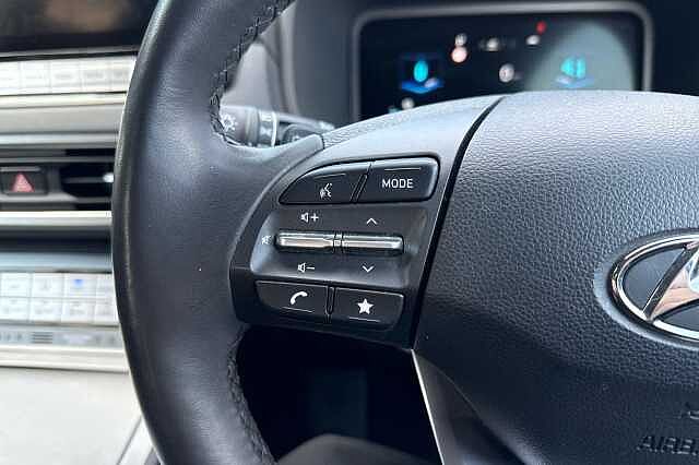 Hyundai KONA 150kW Premium 64kWh 5dr Auto Dive Blue