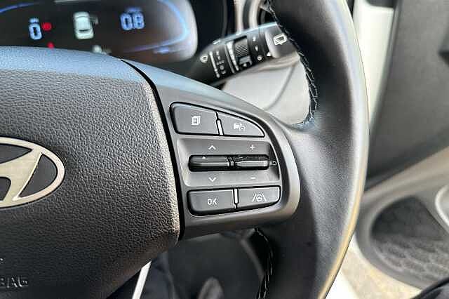 Hyundai I10 1.0 Advance 5dr Auto White