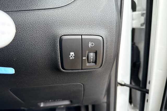 Hyundai I10 1.0 Advance 5dr Auto White