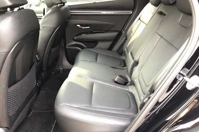 Hyundai TUCSON 1.6 TGDi Plug-in Hybrid Ultimate 5dr 4WD Auto Phantom Black