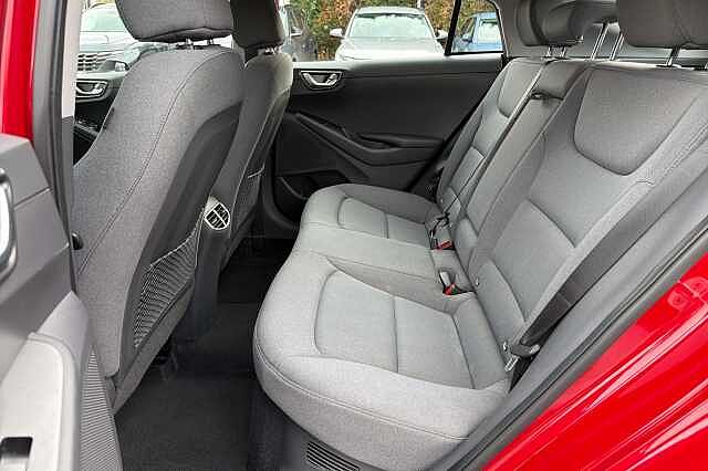 Hyundai Ioniq 1.6 GDi Hybrid Premium 5dr DCT