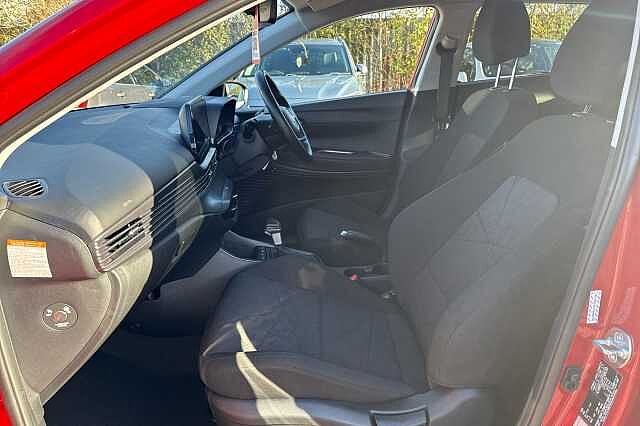 Hyundai Bayon T-GDI PREMIUM DCT MHEV