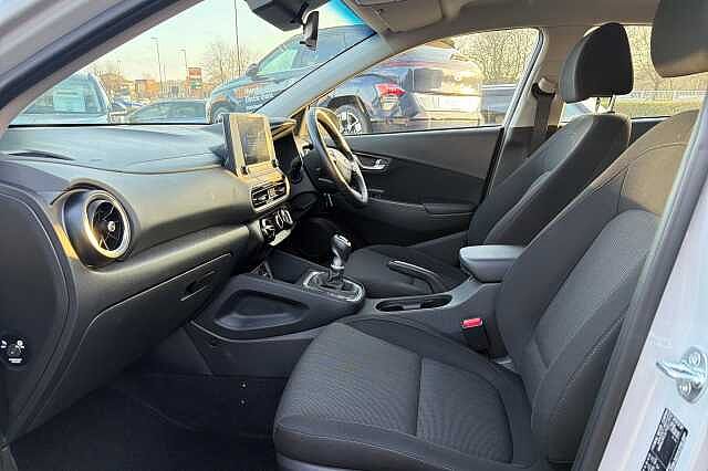 Hyundai Kona T-GDI SE CONNECT MHEV