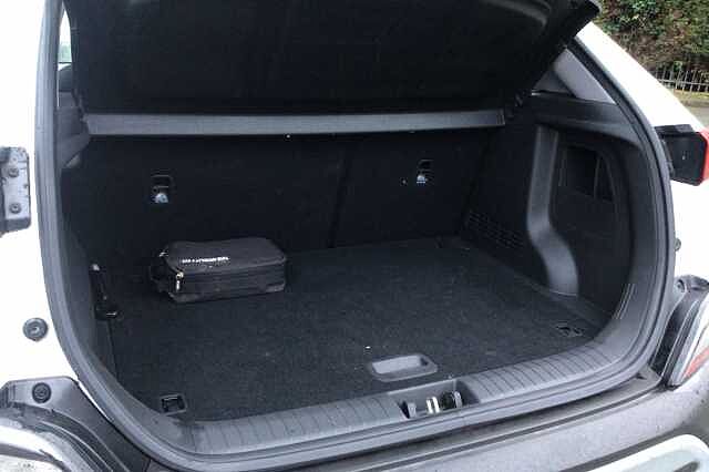 Hyundai Kona T-GDI SE CONNECT MHEV