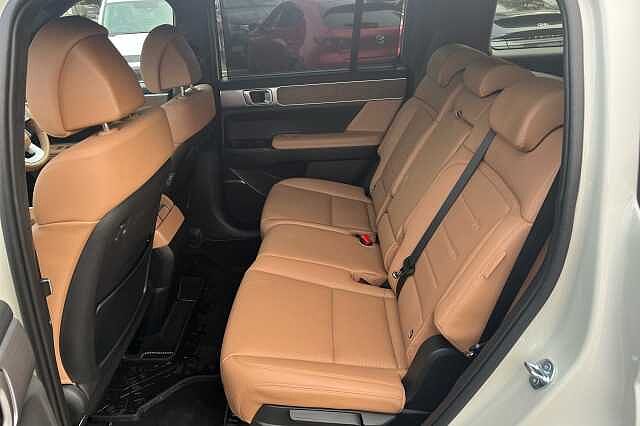 Hyundai Santa Fe 1.6 TGDi Plug-in Hybrid Ultimate 5dr 4WD Auto