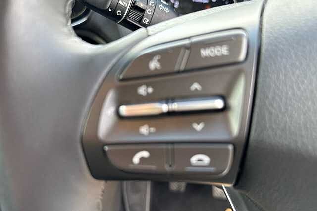 Hyundai i30 T-GDI SE CONNECT MHEV