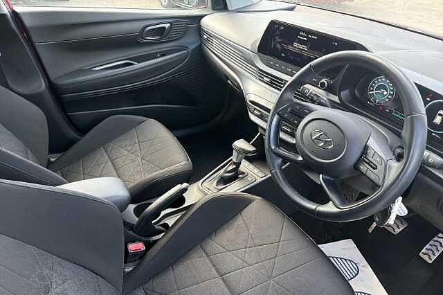 Hyundai Bayon T-GDI PREMIUM DCT MHEV