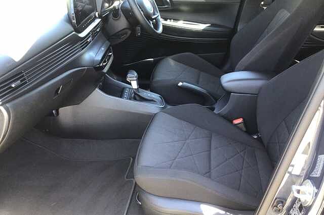 Hyundai Bayon T-GDI PREMIUM DCT MHEV