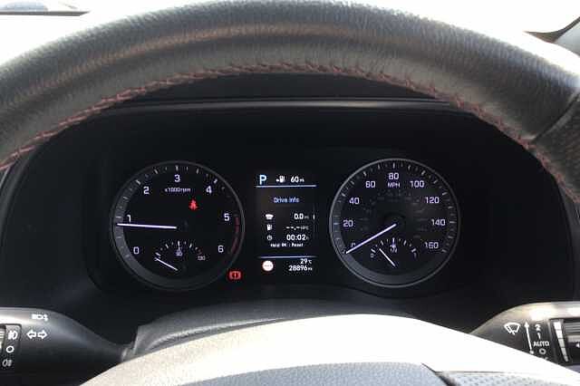 Hyundai TUCSON CRDI N LINE MHEV Engine Red