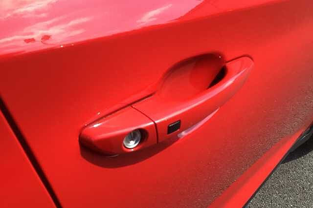 Hyundai TUCSON CRDI N LINE MHEV Engine Red