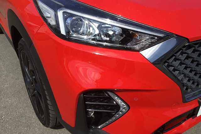 Hyundai TUCSON CRDI N LINE MHEV Engine Red
