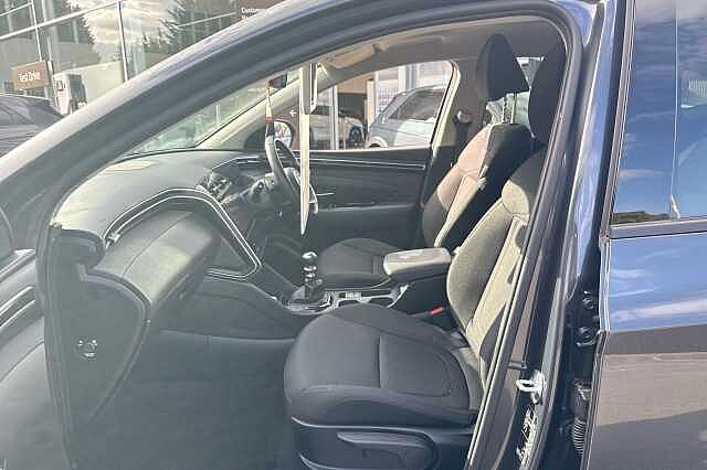 Hyundai TUCSON T-GDI SE CONNECT Grey
