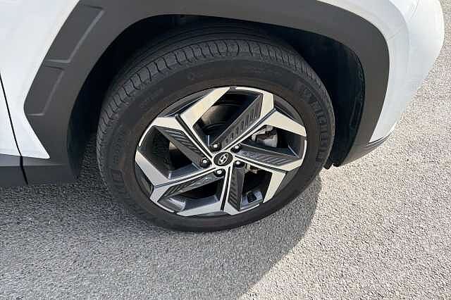 Hyundai TUCSON T-GDI ULTIMATE Atlas White
