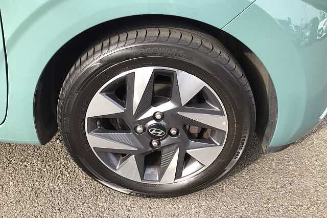 Hyundai i10 1.2 Advance 5dr