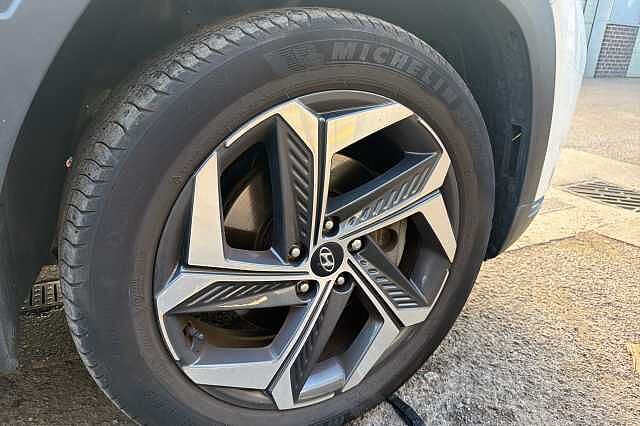 Hyundai Tucson 1.6 TGDi Hybrid 230 Premium 5dr 2WD Auto