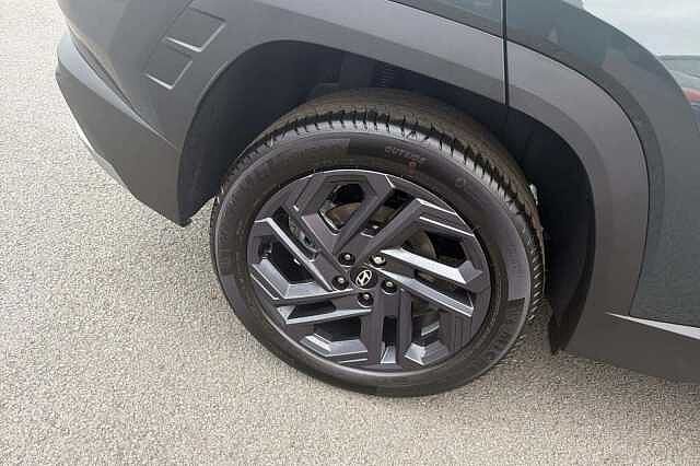 Hyundai Tucson 1.6T Hybrid Black Line SUV 5dr Petrol Hybrid Auto Euro 6 (s/s) (239 ps)