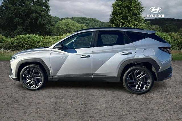 Hyundai Tucson 1.6T Hybrid Black Line SUV 5dr Petrol Hybrid Auto Euro 6 (s/s) (239 ps)