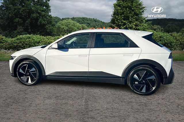 Hyundai Ioniq 5 63kWh Advance Hatchback 5dr Electric Auto (170 ps)